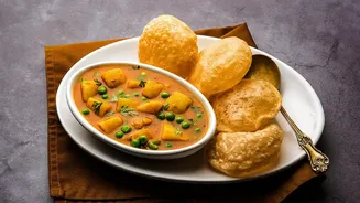 Lucknow's Street Kitchens Reflect Slow-Cooked Flavour and Old Traditions