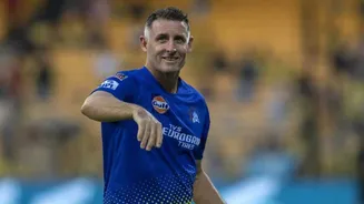 Mike Hussey leaves Chennai Super Kings as major restructuring begins