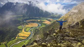 Norway's Romsdalseggen Ridge is a visual spectacle!