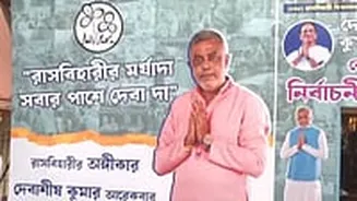 Income Tax Raids TMC Leader Debasish Kumar’s Kolkata Home, Sparks Political Clash | VIDEO