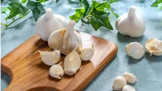 5 flavorful ways to pair garlic and coriander