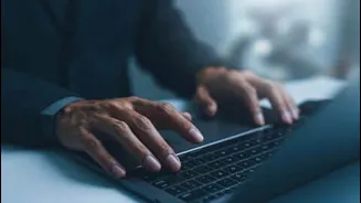 Fintech startups use AI to make banking and investing smarter