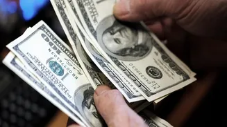 How To Maximise Emergency Portfolio Safety By Dividing Cash Between FDs And Mutual Funds