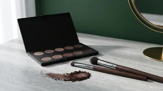 The New Take On Smoky Eyes Uses Brown Shades To Create Definition Without A Harsh Finish
