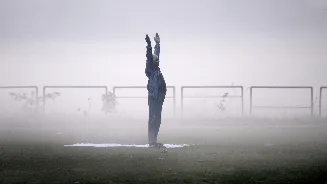 Cold wave tightens grip in north and central India, flights disrupted