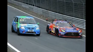 Um Logan disputou as 24 Horas de Nürburgring contra Max Verstappen