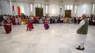 PM Modi welcomed with traditional dance performance in France | Watch