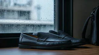 Office Fashion Tips For India's Rainiest Weeks