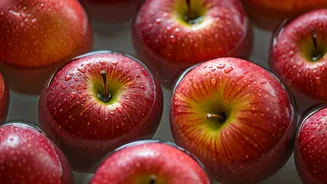6 Natural Ways to Clean Wax From Your Apples