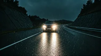 Driving Through Monsoon Nights Needs Better Preparation