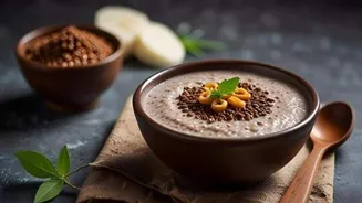 Jowar flakes and honey bowl: A healthy breakfast choice