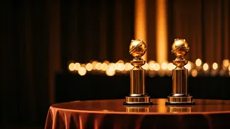 Golden Globes 2026: Priyanka & Lisa's Moments