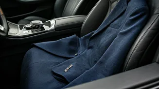 Chic Blazers: Elevate Your Style from Office to Everyday Adventures