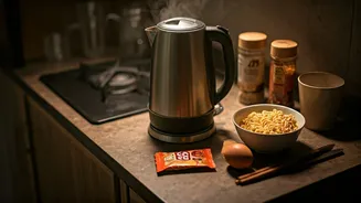 7 Ingenious Hostel Meals You Can Whip Up With Just an Electric Kettle