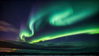 Solar Storm Alert: January's Sky to Glow?