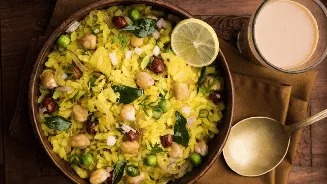 15-Minute masala poha recipe: Quick and healthy Indian breakfast idea