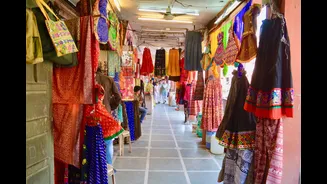 How to Dress for Indian Summer Heat