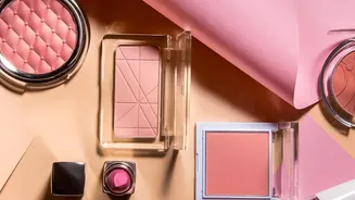 Soft Blush And Glossy Lips Are Winning 2026