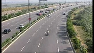 MP News: It Won’t Easy To Give 50% Rebate On Road Tax At Trade Fairs; Government Puts Conditions, And Vehicle Sellers Must Have Trade Licences