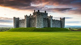 Ireland's Majestic Fortresses: 10 Castles to Explore