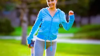 How Low-Intensity Post-Meal Recovery Walks Help Lower Blood Sugar And Muscle Stiffness