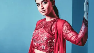 Fusion Fashion Takes Centre Stage As Young Indians Rethink Festive Dressing