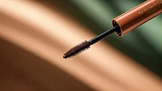 Natural Beauty Trends Are Fueling Brown Mascara's Rise