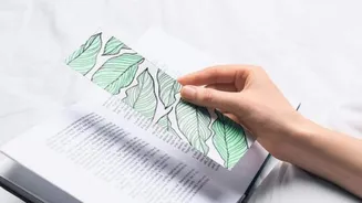 How to make stylish fabric bookmarks
