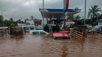 Massive floods force 38,000 from homes in Navsari and Valsad