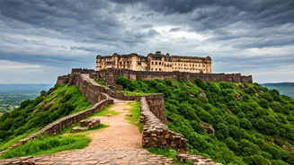 Fort Towns Bring History Without Landslide Anxiety