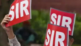 SIR 2.0 Crisis? SC Slams States Over BLO Threats, Warns of Anarchy