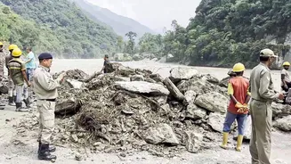 Multiple landslides hit North Sikkim; over 1,000 stranded