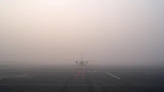 Better, Still ‘Very Poor’: Foggy, Chilly Delhi Records AQI 329; Check Flight Status