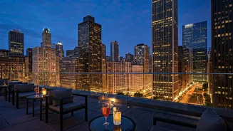 Chicago's Best Rooftop Bars: A Scenic Guide