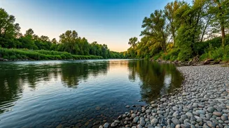 Explore India's Peaceful Riverbanks Now