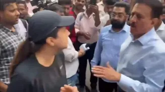 Commuter confronts Mahayuti organisers over roadblocks in Mumbai's Worli | Watch