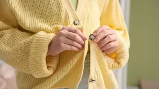 Fashion lovers, try cocoon cardigans this winter