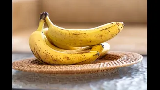 Tem banana em casa? Nada de deixar estragar: aprenda três receitas