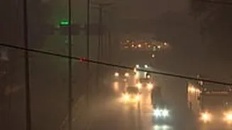 Delhi Air Quality Remains 'Very Poor' At 391 As Smog Covers City; Noida Hits 'Severe' Pollution Levels At 415