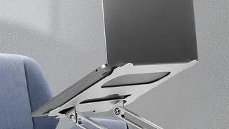 How Adjusting Monitor Height And Seating Angles Keeps Remote Professionals Free From Back Pain