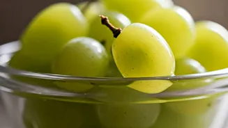 Unlock Naturally Clean Grapes: Simple Science for Pesticide-Free Snacking