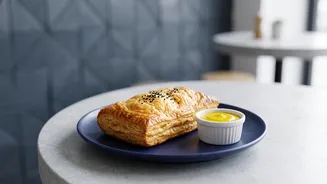 Starbucks Pujo Menu Mixes Bengali Flavours With Global Cafe Formats For Breakfast Or Snack Time