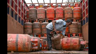 Govt Hikes Commercial LPG Allocation To 50%, Pushes PNG Shift As Supplies Stabilise