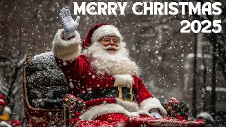 Most loved Santa Claus photos to share with family and friends on Christmas 2025