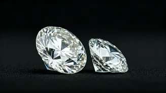 Diamond Decoded: Spotting Natural vs. Lab-Grown Gems