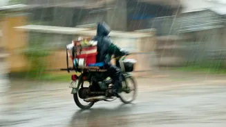 Saiba o erro que muitos motociclistas cometem nos primeiros minutos de chuva