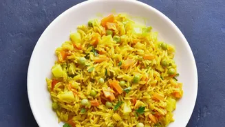 Why Vegetable Khichdi Is Celebrated As The Ultimate Fast Low-Effort Comfort Food For Hostel Students