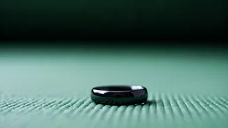 Screenless Fitness Trackers: Style Meets Health in India