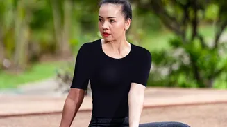 Fix Phone Slouching Effective Yoga Asanas To Correct Rounded Shoulders And Back Tightness