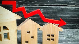 Should Your SIP Go Up When Stocks Fall? What Investors Need To Know